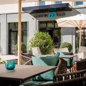 Hotel Motel One Freiburg - Outdoor