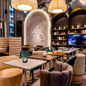 Hotel Motel One Dresden am Zwinger - Lounge