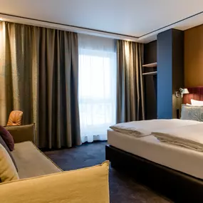 Hotel Motel One Stuttgart-Mitte - Room