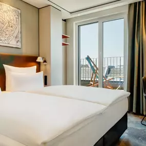 Hotel Motel One Köln-Mediapark - Room