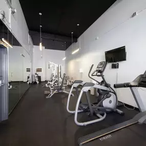 studio apartments in Birmingham, AL with fitness center