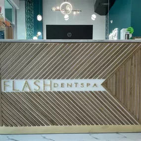 Bild von Flash Dentspa - St. Petersburg