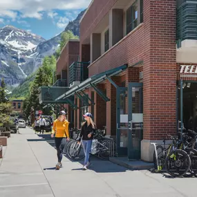 Bild von Telluride Sports - Camel's Garden