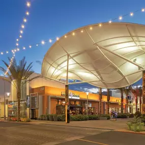 High-end shopping and dining options in Downtown Summerlin