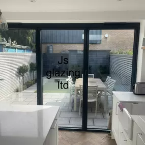 Bild von Js Glazing Ltd