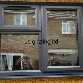 Bild von Js Glazing Ltd