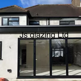 Bild von Js Glazing Ltd
