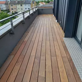 Bild von Modern Wood Terrasse et Parquet