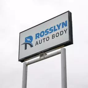 Bild von Rosslyn Auto Body Co.