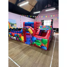 Activity Parks Hire in Bangor, Newtownards, Comber, Donaghadee, Holywood, North Down And Belfast
Inflatable Activity Bouncy Castles for Tots' Birthday Parties in Belfast, Bangor, Newtownards, Comber, and Beyond
Looking for the ultimate entertainment for your toddler's birthday party? Look no further than All Star Bounce NI's Inflatable Activity Bouncy Castles! Specifically designed for younger children, our inflatables are the perfect choice for preschool parties, playgroups, and family events.
