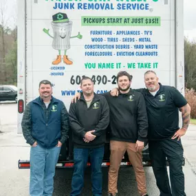 Bild von Trash Can Willys Junk Removal Service