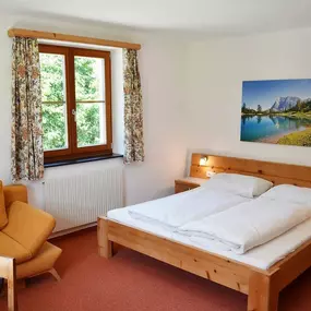 Gästehaus Speckbacherhof Stams - Privatzimmer