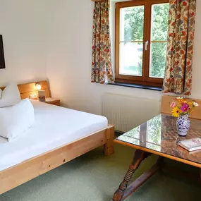 Gästehaus Speckbacherhof Stams - Privatzimmer