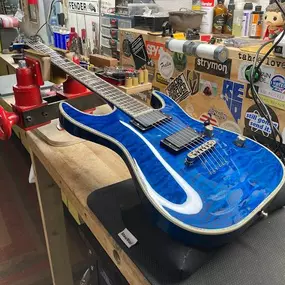 Bild von Reynolds Guitar Repair LLC