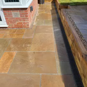 Bild von Ashley Roberts Landscaping & Construction