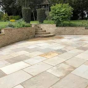 Bild von Ashley Roberts Landscaping & Construction