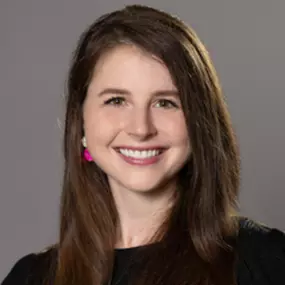 Bild von Edward Jones - Financial Advisor: Hanna McCarthy, AAMS®|SE-AWMA®