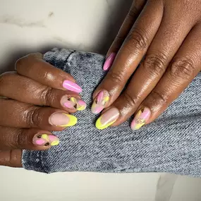 Bild von StarLuxe Nails & Spa Lounge