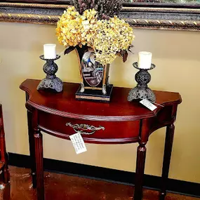 Bild von Classic Home Decor Consignment