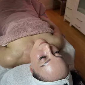 Bild von D’Modern Beauty Microblading, Lash, Skin Studio Laguna Niguel