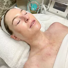 Bild von D’Modern Beauty Microblading, Lash, Skin Studio Laguna Niguel