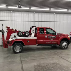 Craig's Towing & Recovery offers dependable towing services for vehicles of all sizes. Whether you need transport to a repair shop or assistance after a breakdown, I ensure safe and secure towing. Craig's Towing & Recovery prioritize customer satisfaction and efficient service on every call.