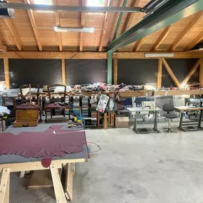 Bild von indesign-Polster-Reparatur Isac Nae