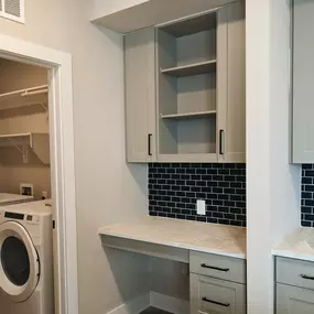 Laundry Room | AMLI North Park