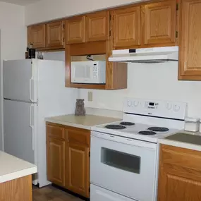 Hawthorne Gardens apartment kitchen in Guilderland, NY