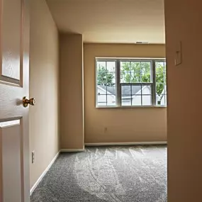 Shaker Run Apartment Bedroom