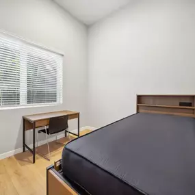 luxury student living in San Diego