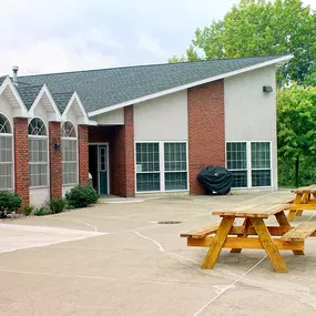 The Woodlands apartments clubhouse in Latham NY