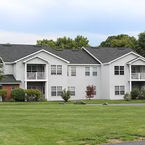 The Woodlands apartments in Latham NY