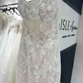 Bild von Aisle Avenue Bridal Outlet