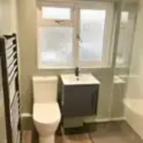 Bild von Elevate Bathrooms & Tiles