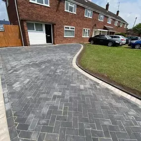 Bild von On-Point Paving & Landscaping