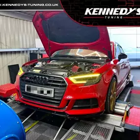 Bild von Kennedy's Tuning