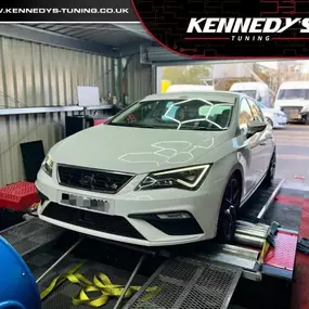 Bild von Kennedy's Tuning