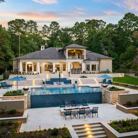 Bild von J. Bradley Custom Pools