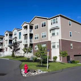 Stonegate apartments in Rensselaer