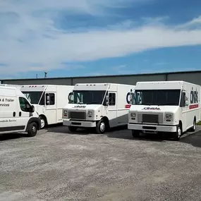 On-Site Truck and Trailer Services specializes in fleet maintenance designed to optimize your operations. Our expert team performs regular inspections and maintenance services to enhance the lifespan and efficiency of your fleet. We help you reduce downtime and maintain peak performance across all your vehicles.