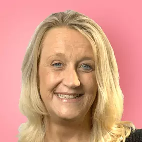 Photo of Melissa Van Duzen