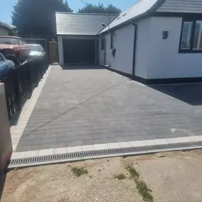 Bild von K T Landscaping & Groundworks