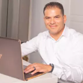 Bild von Johan Cisneros, Realtor - Pacific Properties Realty Group