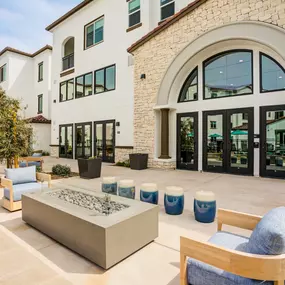 Outdoor Firepit Patio