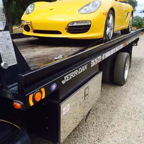 At King Bithal Towing, we offer flatbed towing services designed to transport your vehicle safely and securely. Our team is equipped to handle a variety of vehicles with care, ensuring they reach their destination in excellent condition. Trust us for professional and reliable flatbed towing assistance.