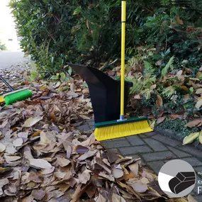 Bestseller Frtize® Krallenbesen Hof & Garten - Herbstsession