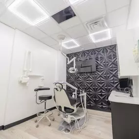 Bild von smile4me Dental Care - Astoria, Queens