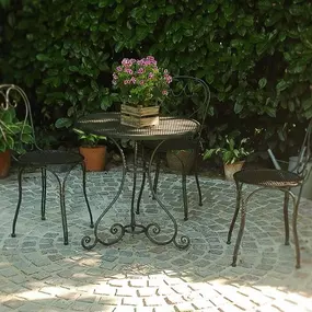 Bild von Baumschule | Garten-&Landschaftsbau Inh. P. Maier