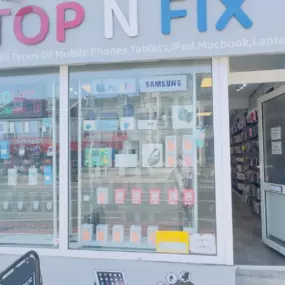Bild von DHL Express Service Point (Stop N Fix - iPayOn)